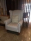 930*900*1150mm weißer einzelner Sofa Chair Tufted Fabric Recliner rollten Arm