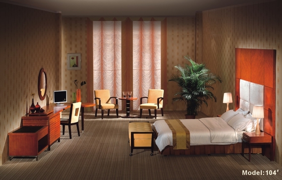 Gelaimei Cherry Color Hotel Bedroom Furniture stellt mit fester hölzerner Frisierkommode ein